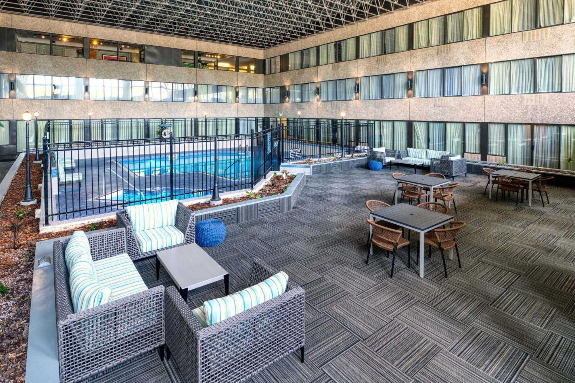 Sandman Hotel Penticton Ngoại thất bức ảnh