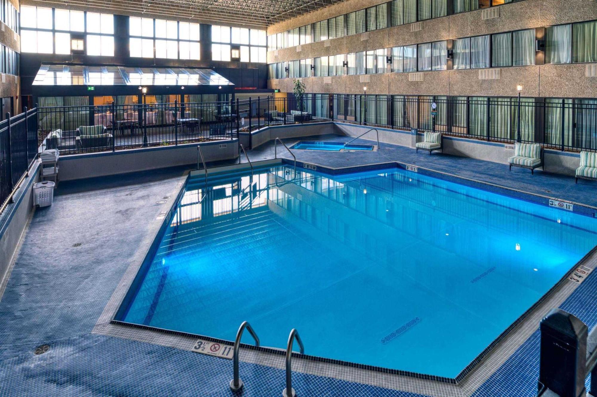 Sandman Hotel Penticton Ngoại thất bức ảnh